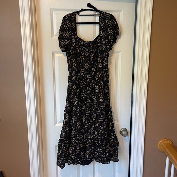 Lulus Black Floral Print Ruffled Midi Dress - Size XL - Picture 6 of 8